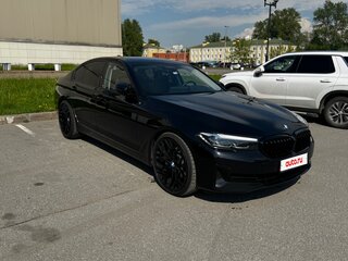 2022 BMW 5 серии 530i xDrive VII (G30/G31/G38) Рестайлинг, чёрный, 5900000 рублей, вид 4