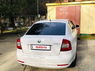 2013 Skoda Octavia II (A5) Рестайлинг, белый, 550000 рублей, вид 3