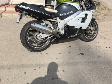 2000 Suzuki GSX-R 750, белый, 290000 рублей, вид 3