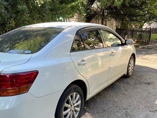 2010 Toyota Allion II, белый, 985000 рублей, вид 5