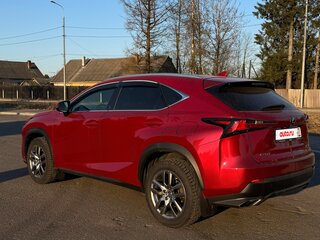 2019 Lexus NX 300 I Рестайлинг, красный, 3240000 рублей, вид 4