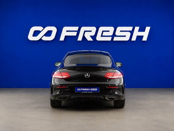 2016 Mercedes-Benz C-Класс 180 IV (W205), чёрный, 2220055 рублей - вид 3