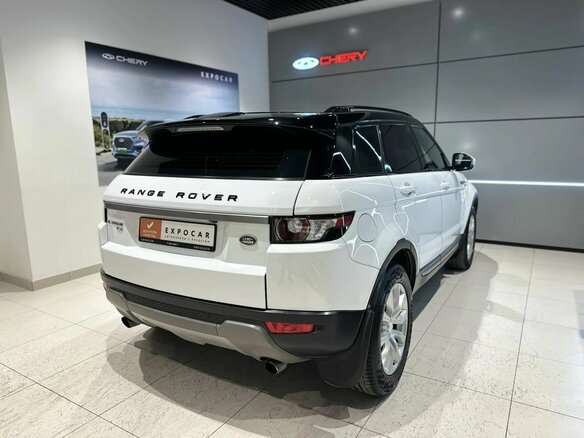 2014 Land Rover Range Rover Evoque 6-speed I, белый, 1990000 рублей - вид 5