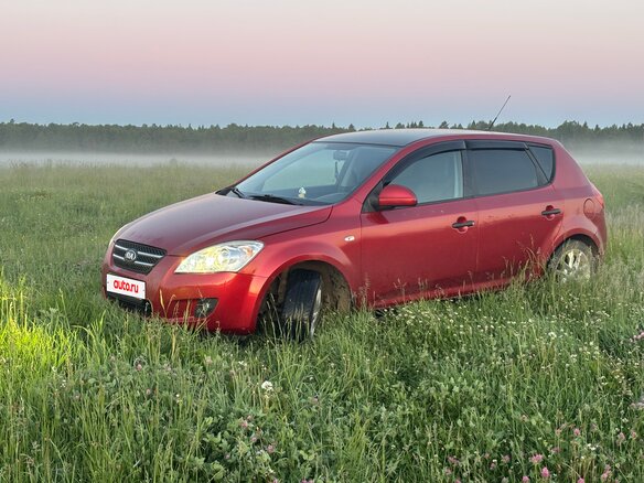 2008 Kia Ceed I, красный, 380000 рублей - вид 11
