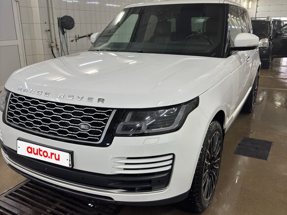 2019 Land Rover Range Rover IV Рестайлинг, белый, 9000000 рублей - вид 1