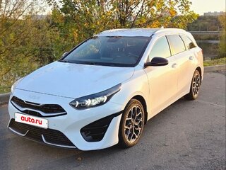 2021 Kia Ceed III Рестайлинг, белый, 2400000 рублей, вид 1