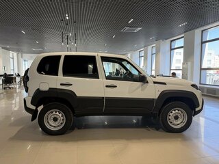 2026 Lada (ВАЗ) Niva Travel I Рестайлинг, белый, 1419000 рублей, вид 4