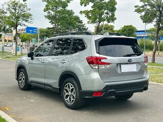 2021 Subaru Forester V Рестайлинг, серебристый, 2154000 рублей, вид 4