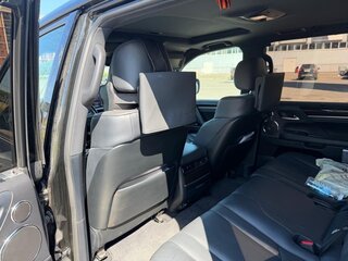 2021 Lexus LX 570 III Рестайлинг 2, чёрный, 10200000 рублей, вид 2