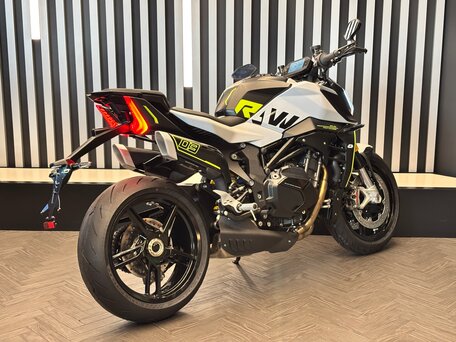 2026 QJMotor SRK 921, белый, 1090000 рублей, вид 3