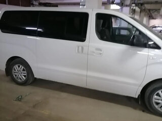 2015 Hyundai H-1 II Рестайлинг, белый, 1900000 рублей, вид 3