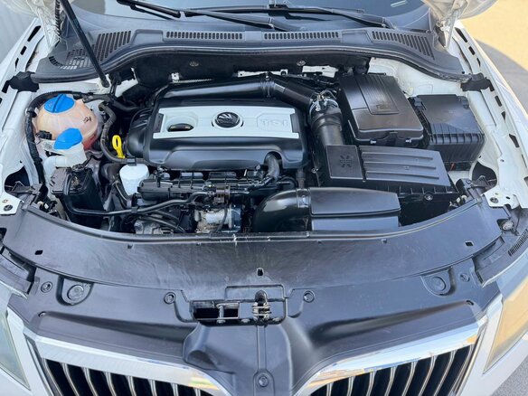 2014 Skoda Superb DSG II Рестайлинг, белый - вид 27