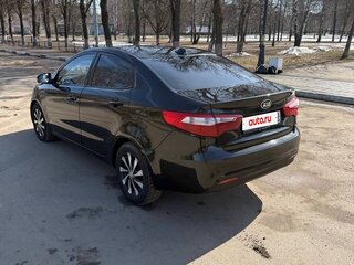 2012 Kia Rio 5-speed III, чёрный, 620000 рублей, вид 3