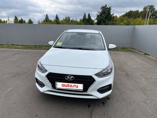 2019 Hyundai Solaris II, белый, 1500000 рублей, вид 1