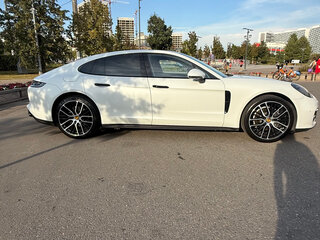 2020 Porsche Panamera 4 II Рестайлинг, белый, 10400000 рублей, вид 3