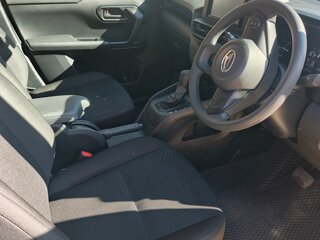 2022 Daihatsu Rocky A200, серый, 2000000 рублей, вид 4