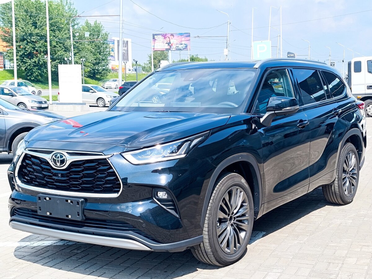 Открыть фотографии: Toyota Highlander IV (XU70)