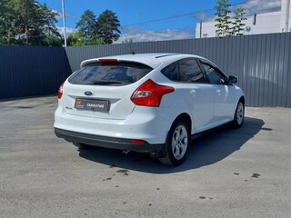 2014 Ford Focus III, белый, 849000 рублей, вид 5