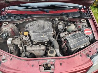 2009 Renault Logan I, красный, 300000 рублей, вид 3