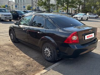 2010 Ford Focus II Рестайлинг, чёрный, 630000 рублей, вид 4
