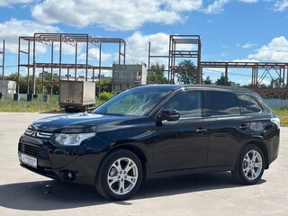 Mitsubishi Outlander III