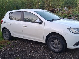 2017 Renault Sandero II, белый, 600000 рублей, вид 1