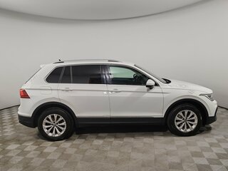 2020 Volkswagen Tiguan II Рестайлинг, белый, 2689000 рублей, вид 4