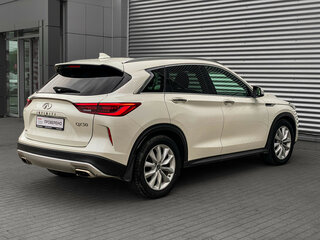 2018 Infiniti QX50 II, белый, 2680000 рублей, вид 4