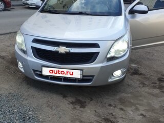 2013 Chevrolet Cobalt II, серебристый, 550000 рублей, вид 1