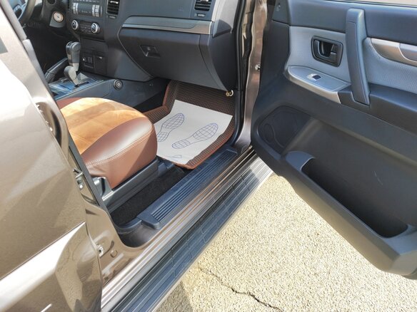 2012 Mitsubishi Pajero IV Рестайлинг 1, коричневый, 2190000 рублей - вид 9