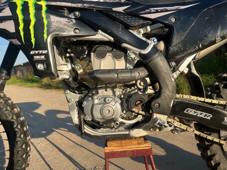 2025 Yamaha YZ250F, чёрный, 770000 рублей, вид 5
