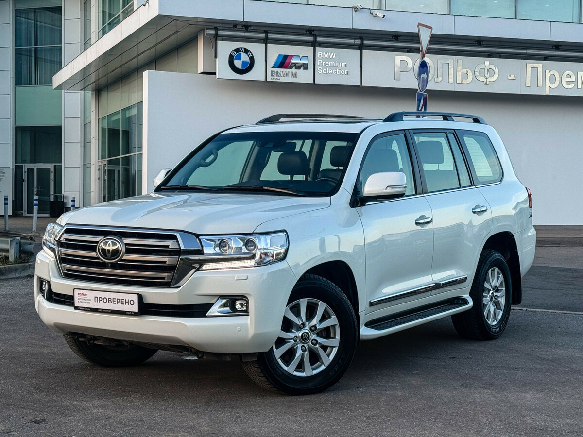 Открыть фотографии: Toyota Land Cruiser 200 Series Рестайлинг 2