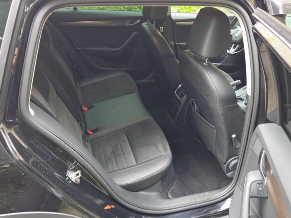 2015 Skoda Octavia Scout III (A7), чёрный - вид 25