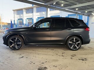 2022 BMW X5 30d IV (G05/G18), чёрный, 8750000 рублей, вид 2