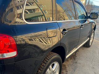 2006 Volkswagen Touareg I, чёрный, 850000 рублей, вид 3