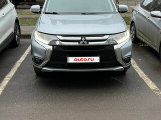 2016 Mitsubishi Outlander III Рестайлинг 2, серебристый, 1950000 рублей, вид 1