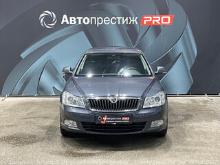 2010 Skoda Octavia II (A5) Рестайлинг, серый, 900000 рублей, вид 2
