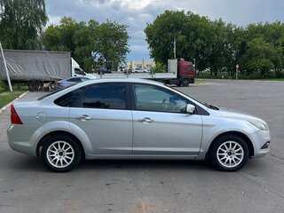 2010 Ford Focus II Рестайлинг, серебристый, 560000 рублей, вид 4