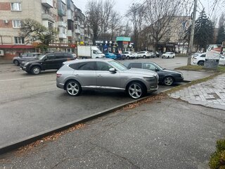 2021 Genesis GV80 I, серый, 5999999 рублей, вид 4