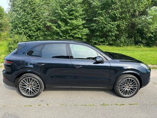 2021 Porsche Cayenne III, чёрный, 6565000 рублей, вид 4