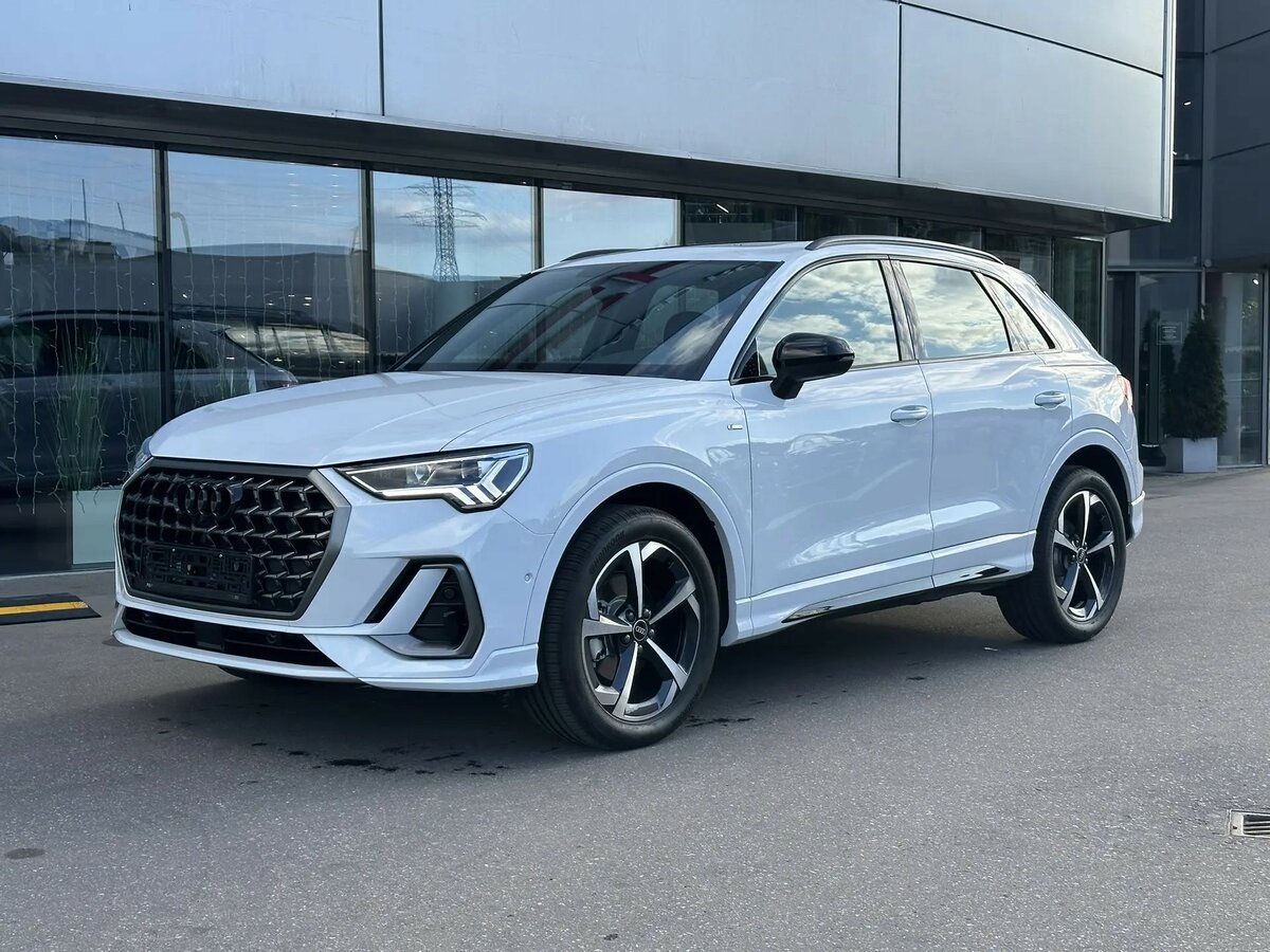 Открыть фотографии: Audi Q3 II (F3)