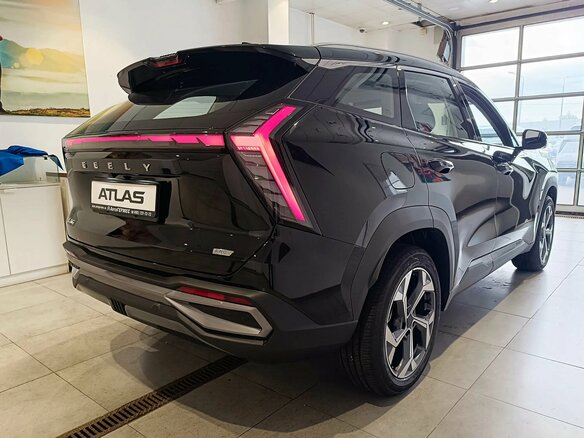 2026 Geely Atlas II, чёрный - вид 1