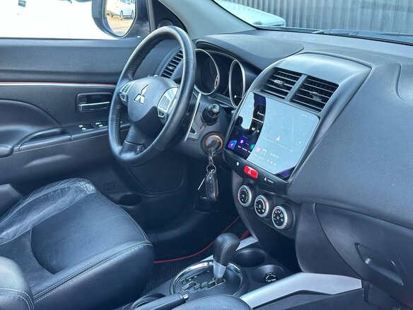 2011 Mitsubishi ASX I, серебристый, 1087000 рублей - вид 12
