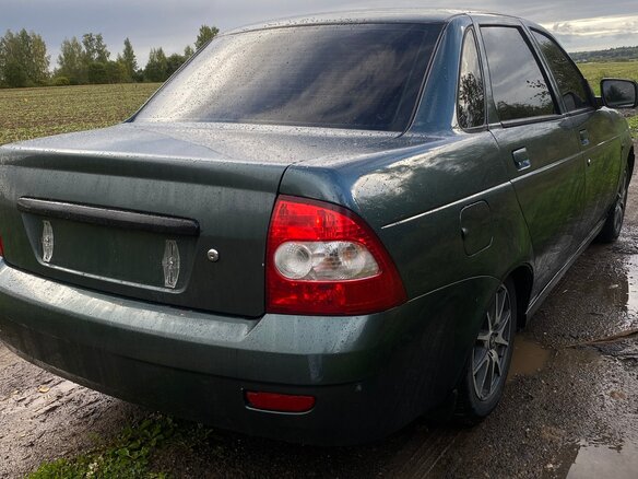 2007 Lada (ВАЗ) Priora I, зелёный, 300000 рублей - вид 3