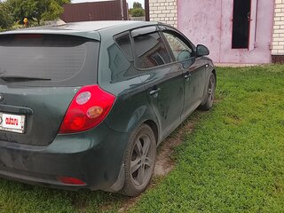 2008 Kia Ceed I, зелёный, 450000 рублей, вид 3