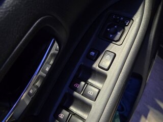 2021 Mitsubishi Outlander III Рестайлинг 3, чёрный, 2250000 рублей, вид 5