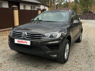 2015 Volkswagen Touareg II Рестайлинг, коричневый, 2500000 рублей, вид 5