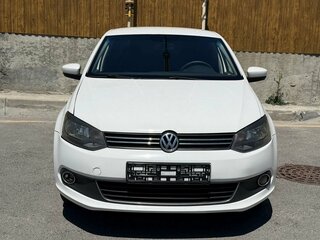 2013 Volkswagen Polo V, белый, 550000 рублей, вид 2