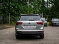 2021 Volkswagen Tiguan II Рестайлинг, серебристый, 2305000 рублей - вид 3