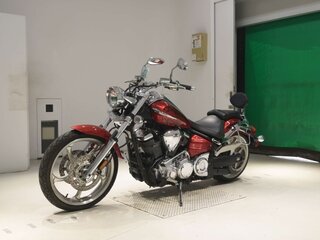 2007 Yamaha XV 1900, красный, 722000 рублей, вид 3
